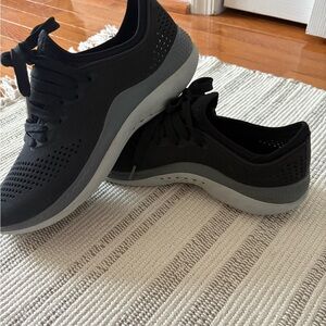 Women’s Black and Gray shoe
